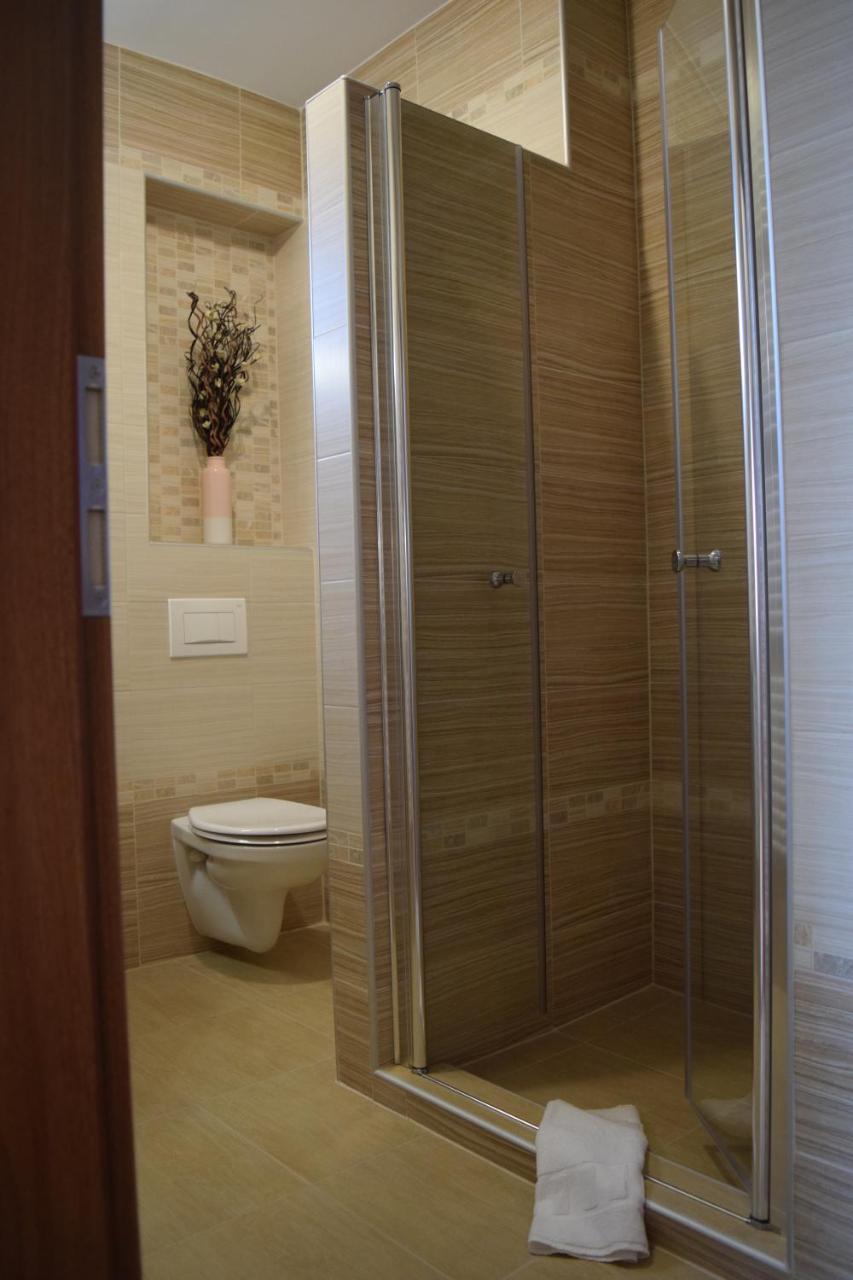 מלון Kaposvár La Mia Casa Vendeghaz מראה חיצוני תמונה